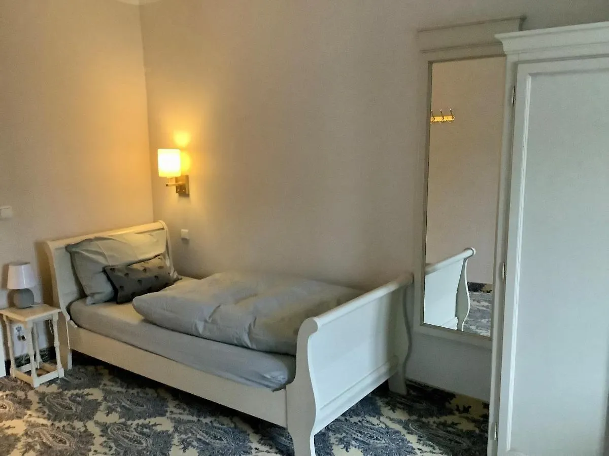 Strandhotel Berg Berg am Starnberger See 0*,